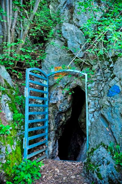 Tropfsteinhöhle Langes Loch